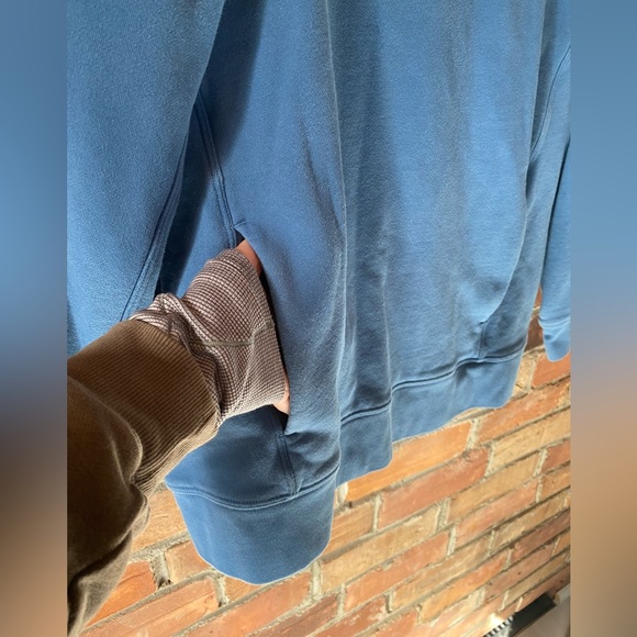 LULULEMON 2022 perfectly oversized hoodie blue size 8 - Picture 6 of 8